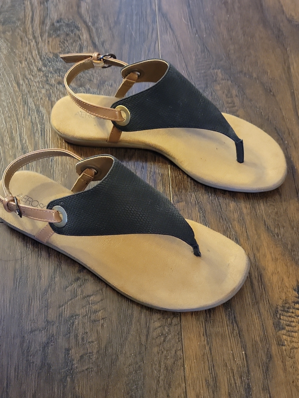 Aeropostale Black and Tan Thong Sandals with Ankle Strap